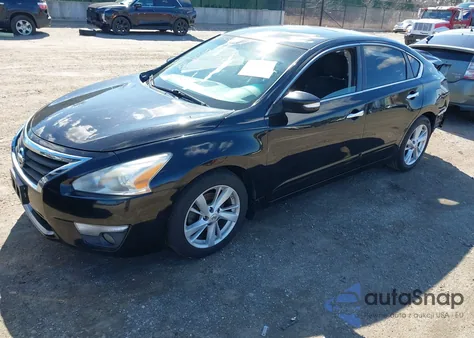 2015 Nissan Altima 2.5 Sv z USA, uszkodzony, nr VIN 1N4AL3AP8FC256750